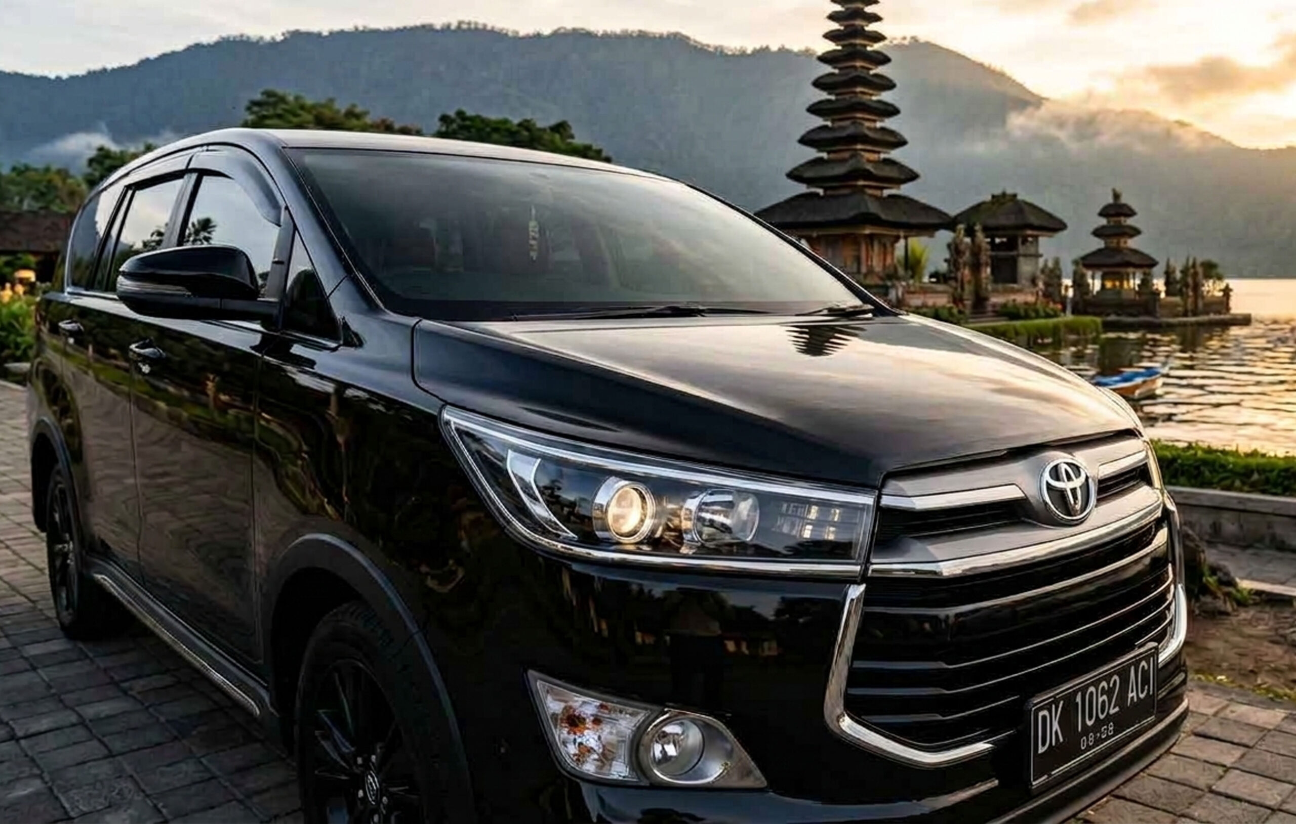 TOYOTA-INNOVA